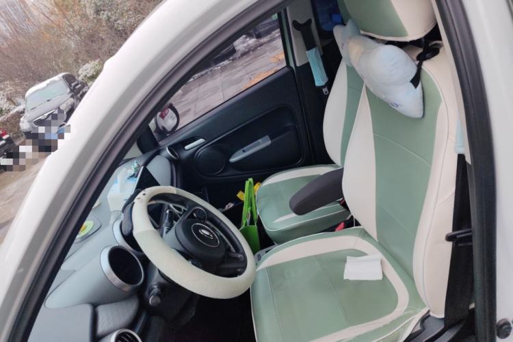 Used ORA Black Cat 2022 301km "Cute Pet" Version – Lithium Iron Phosphate Left Front Seat