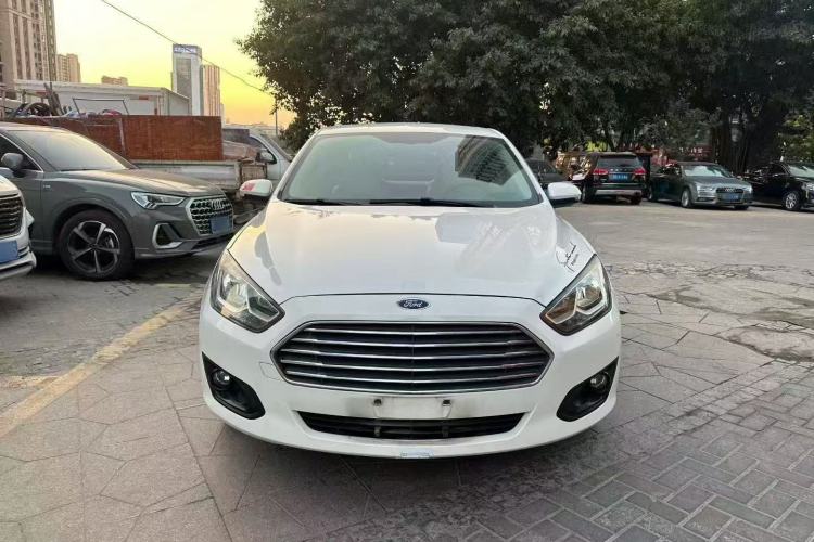 Used Ford Escort 2017 1.5L Manual Comfort Model
