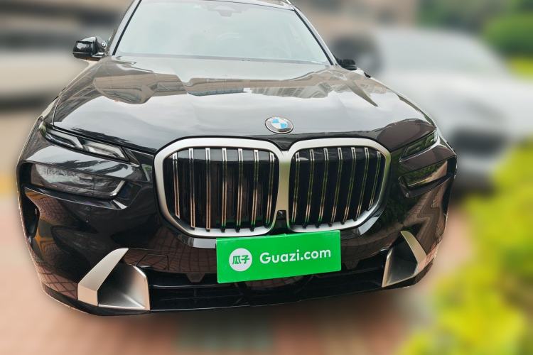 Used BMW X7 2023 xDrive40i Luxury Package with Leading Features Front