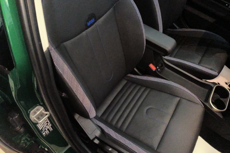 Used MINI MINI 2025 1.5T COOPER Classic Edition Five-Door Version
