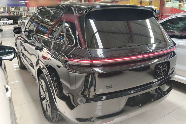 Used Li Auto L8 2024 Pro Model Rear Left 45 Deg