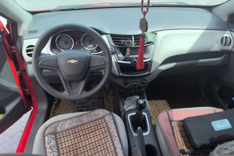 Used Chevrolet Sail 2015 Sail 3 1.3L Manual Ideal Edition Center Console