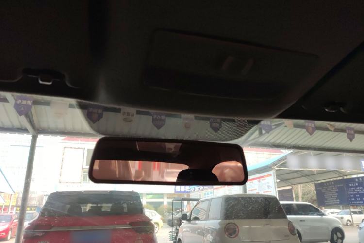 Used Volkswagen Jetta 2013 1.6L Manual Fashion Edition Headliner