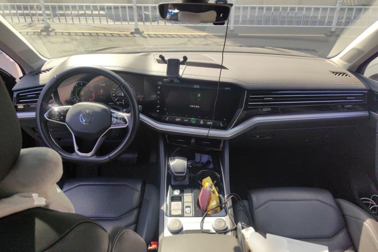 Used Volkswagen Touareg 2021 3.0 TSI Luxury Edition Black Diamond Sport Package