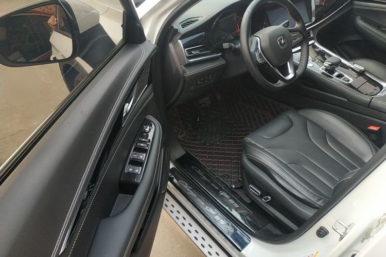 Used Changan CS85 COUPE 2019 1.5T DCT Luxury Version China VI Standard
