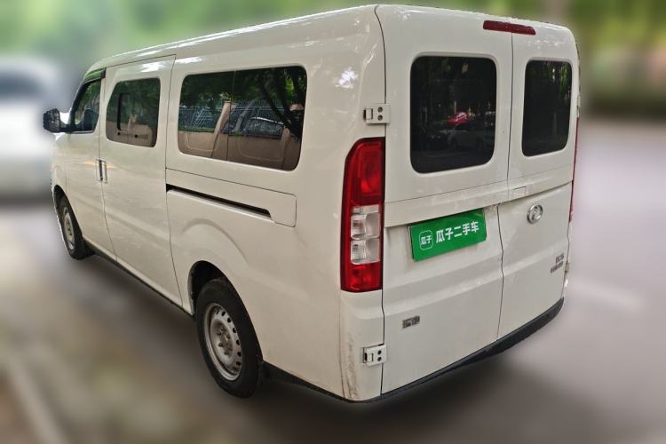 Used Ruichi EC75 2025 Model Passenger Vehicle Smart Driving Ultra-Charging Edition, Pioneer Type I, 52.16 kWh
