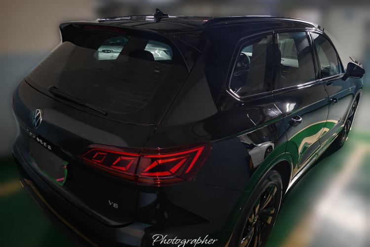 Used Volkswagen Touareg 2023 3.0 TSI Luxury Edition Obsidian Black Sport Package Rear Right 45 Deg