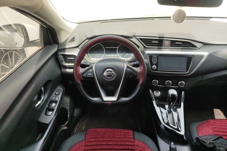 Used Nissan Lannia 2016 1.6L CVT Smart Cool Edition Steering Wheel