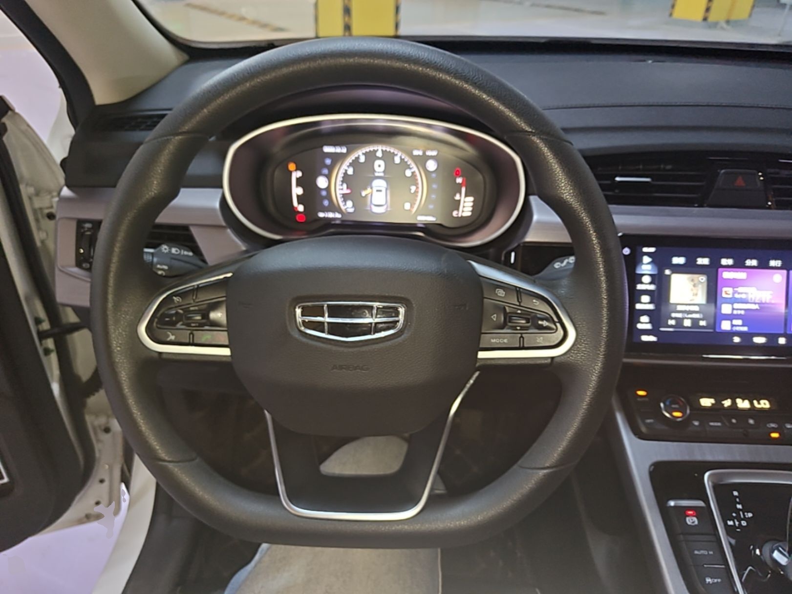 Geely Auto Emgrand X7 Sport 2021 1.8TD DCT Two-Wheel Drive Asian Games Comfort Edition — снимка 13