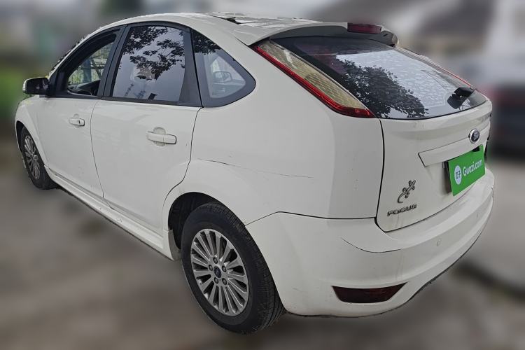 Used Ford Focus 2013 Hatchback Classic 1.8L Manual Fashion Edition
