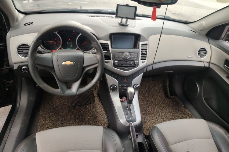 Used Chevrolet Cruze 2013 1.6L SE AT
