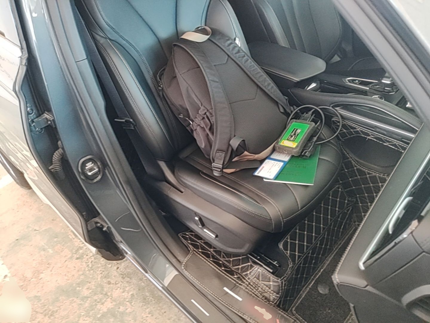 Geely Auto Monjaro L 2024 2.0TD DCT EVO Two-Wheel Drive Long-Range Version — снимка 19