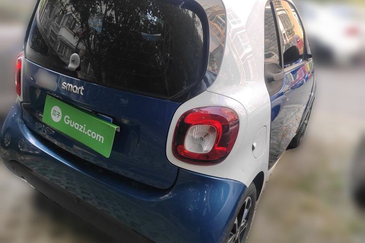 Used smart fortwo 2015 1.0L 52 kW Hardtop Passion Edition
