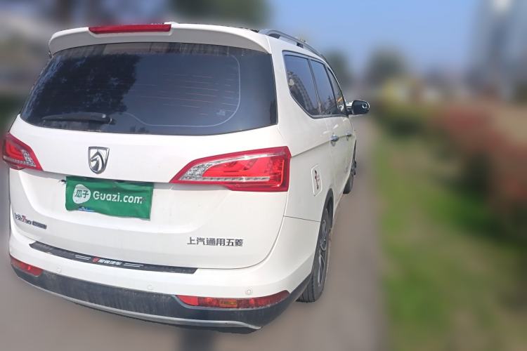 Used Baojun 730 2017 1.8L iAMT Luxury Version 7-Seater
