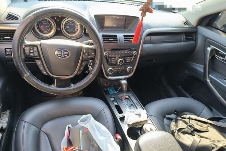 Used Bestune X80 2016 1.8T Automatic Luxury Model