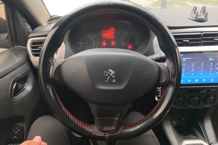 Used Peugeot 301 2014 1.6L Manual Comfort Edition Steering Wheel