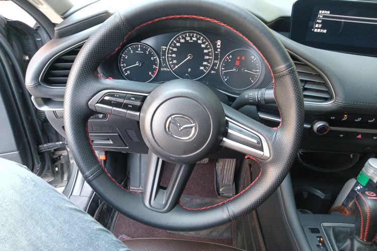 Used Mazda 3 Axela 2022 2.0L Automatic Zhiqing Edition Steering Wheel