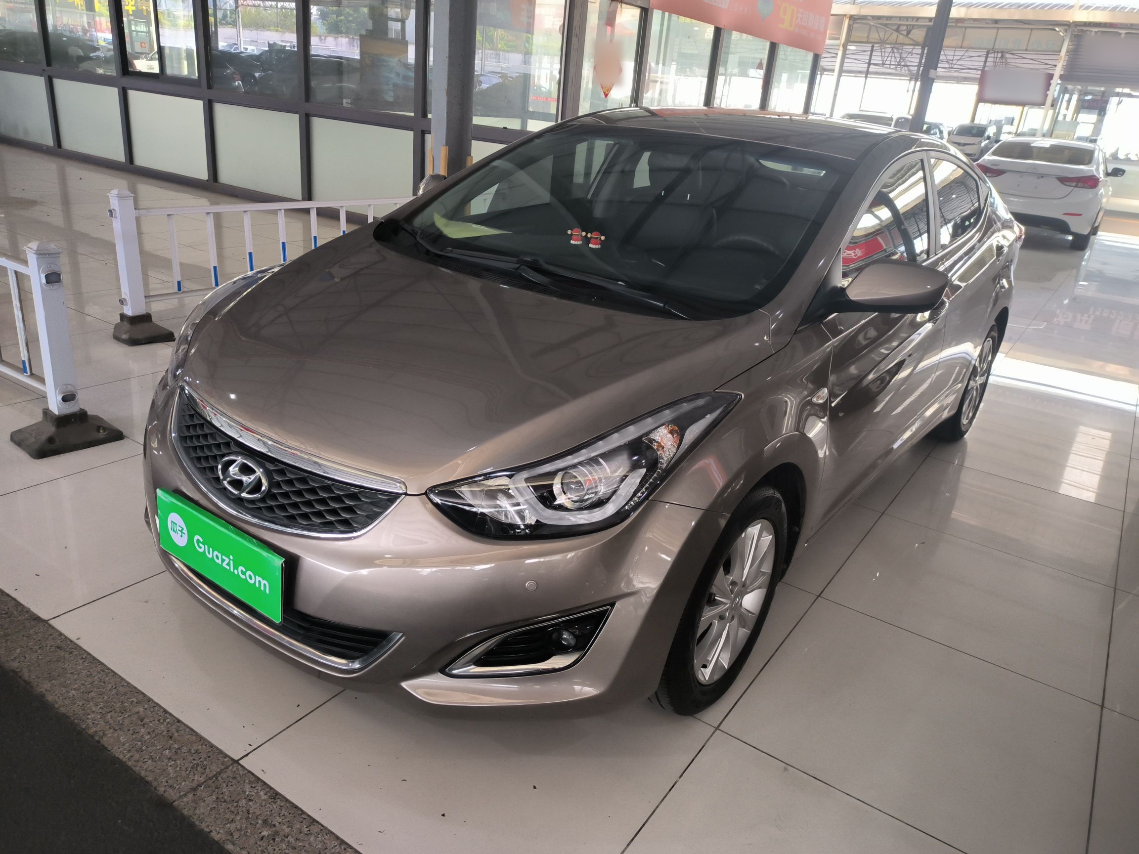 Parte inferior delantera