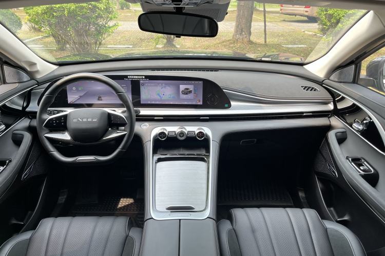 Used EXEED Lingyun 2024 300T Two-Wheel Drive Starlight Edition