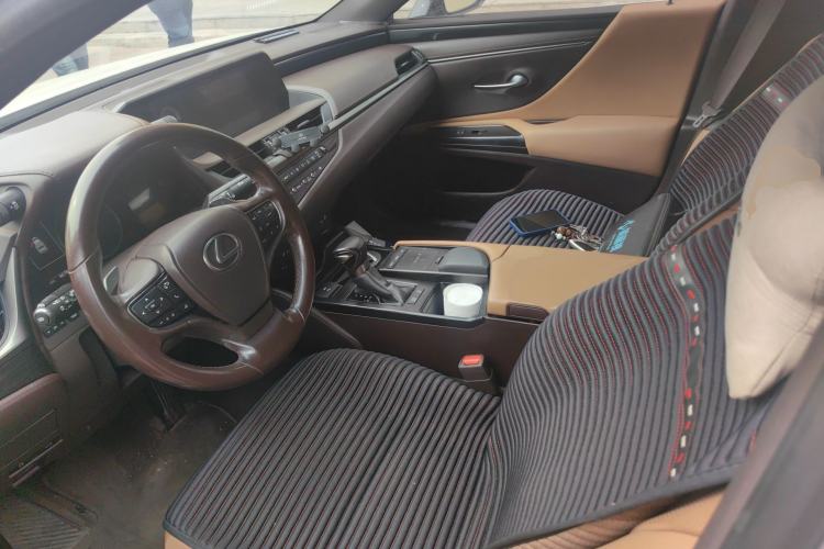 Used Lexus ES 2020 200 Excellence Edition