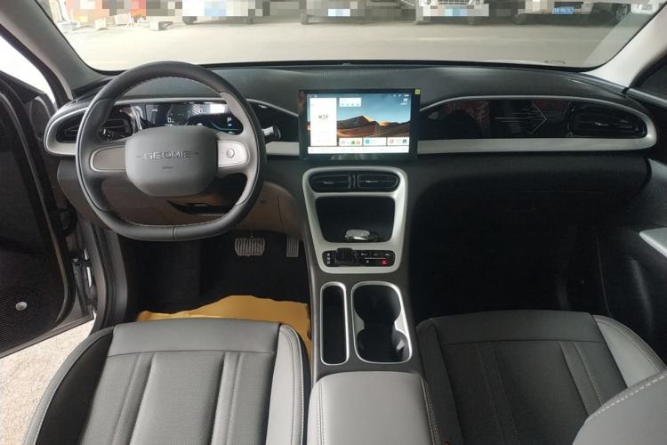 Used Geely Galaxy Geome 2026 Model 310km Youth Edition Center Console