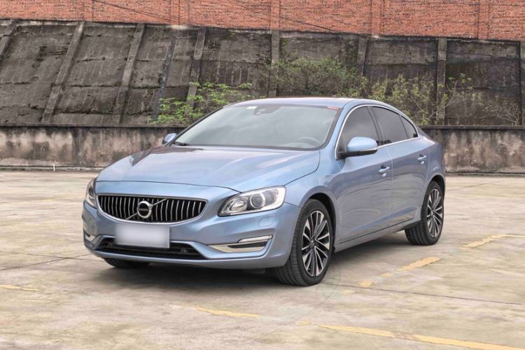 Used Volvo S60 2018 S60L T4 Smart & Ambitious Edition
