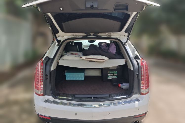 Used Cadillac SRX 2014 3.0L Flagship Model Trunk