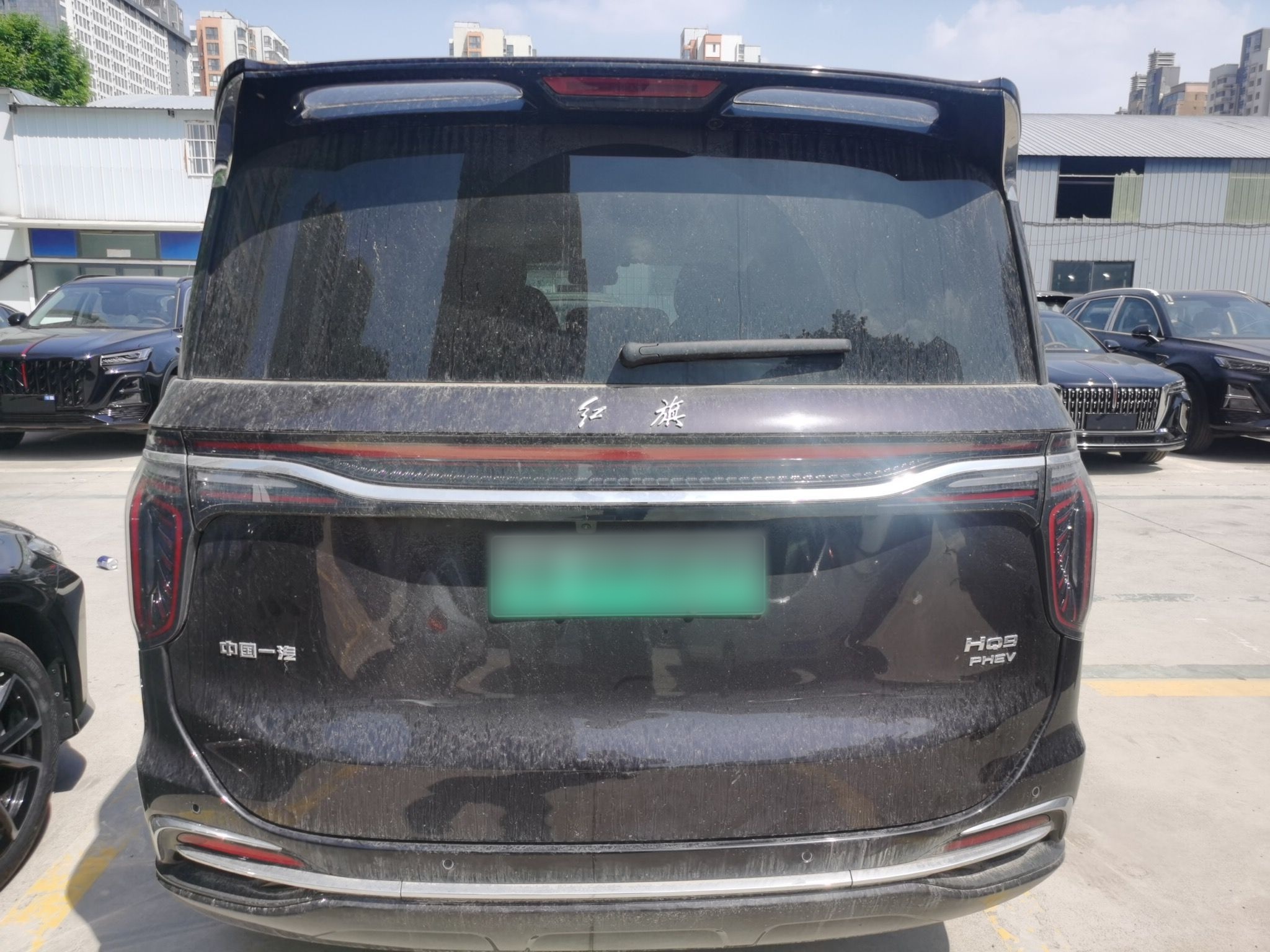 Hongqi HQ9 PHEV 2024 2.0T Four-Wheel Drive Business Edition — снимка 3