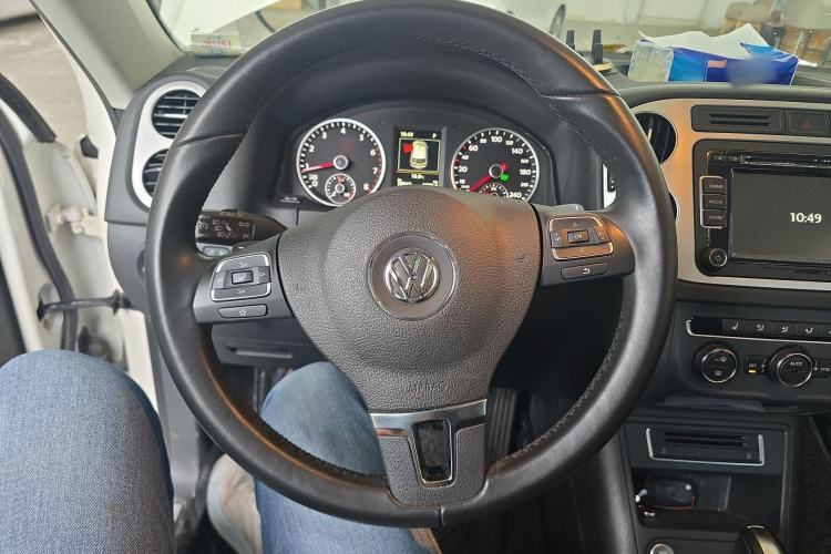 Used Volkswagen Tiguan 2016 300TSI Automatic Two-Wheel Drive Luxury Edition Steering Wheel