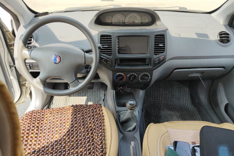 Used Geely Auto Diamond 2013 1.5L Manual Entry-Level Model
