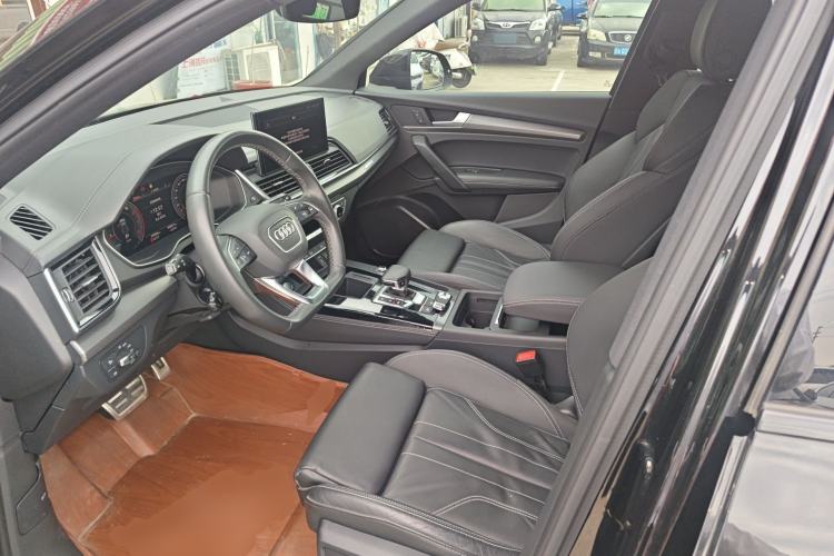 Used Audi Q5L 2023 40T Luxury Dynamic Model Left Front Seat