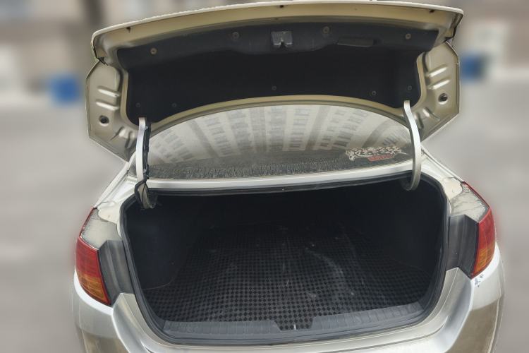 Used Kia K5 2011 2.0L Automatic TOP