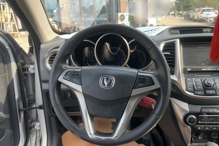 Used CHANGAN Eado 2013 1.6L Automatic Junku Model China IV Standard Steering Wheel