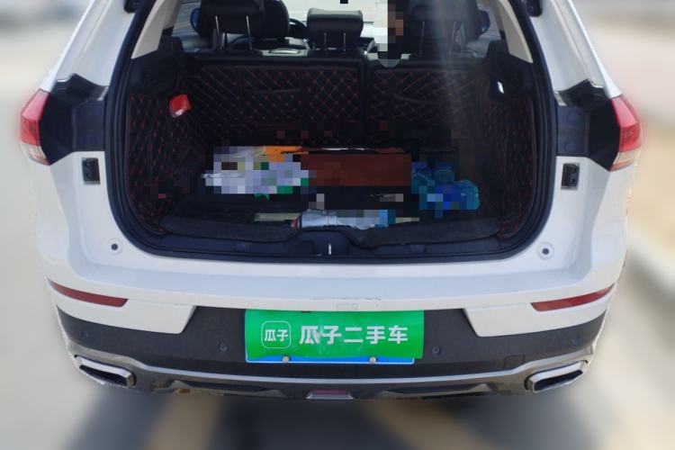 Used Haval H6 2017 Red Label 2.0T Automatic Two-Wheel Drive ZhiShang Model