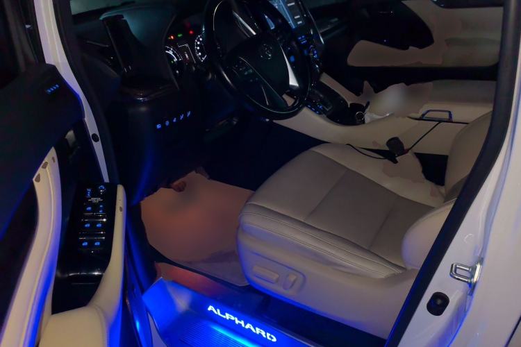 Used Toyota Alphard 2020 Dual-Engine 2.5L Prestige Edition Driver Seat