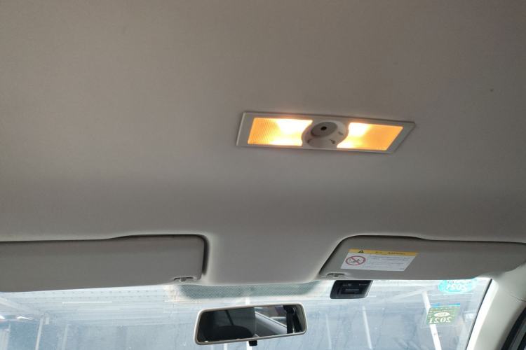 Used Volkswagen Lavida 2017 1.6L Manual Fashion Edition Headliner