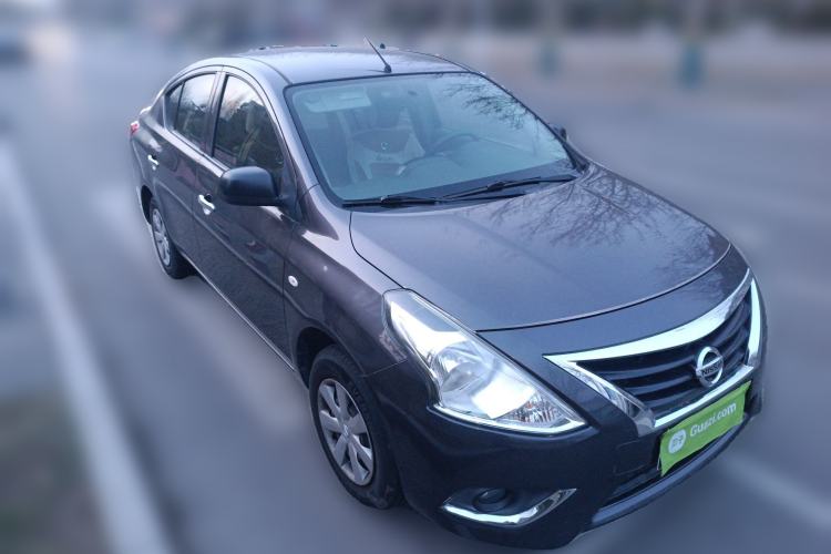Used Nissan Sunny 2015 1.5XE Manual Master Edition Front Right 45 Deg