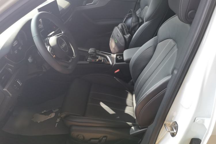 Used Audi A4L 2023 40 TFSI quattro Luxury Dynamic Edition Left Front Seat