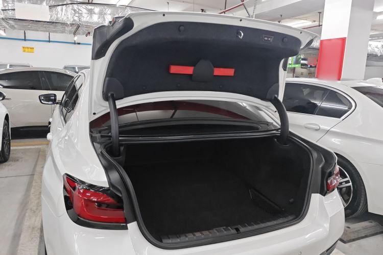 Used BMW 5 Series New Energy 2022 Second Facelift 535Le M Sport Package
