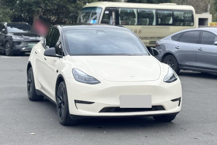 Used Tesla Model Y 2024 Long-Range All-Wheel-Drive Version
