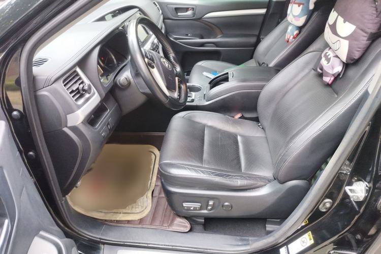 Used Toyota Highlander 2017 2.0T Four-Wheel Drive Luxury Edition 7 Seats