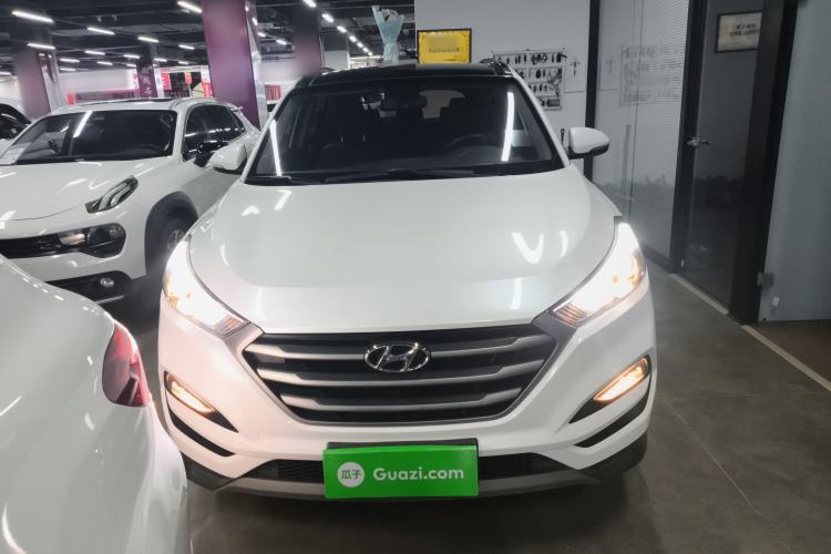 Used Hyundai Tucson 2018 1.6T Dual-Clutch Two-Wheel Drive 15th Anniversary Special Edition Front