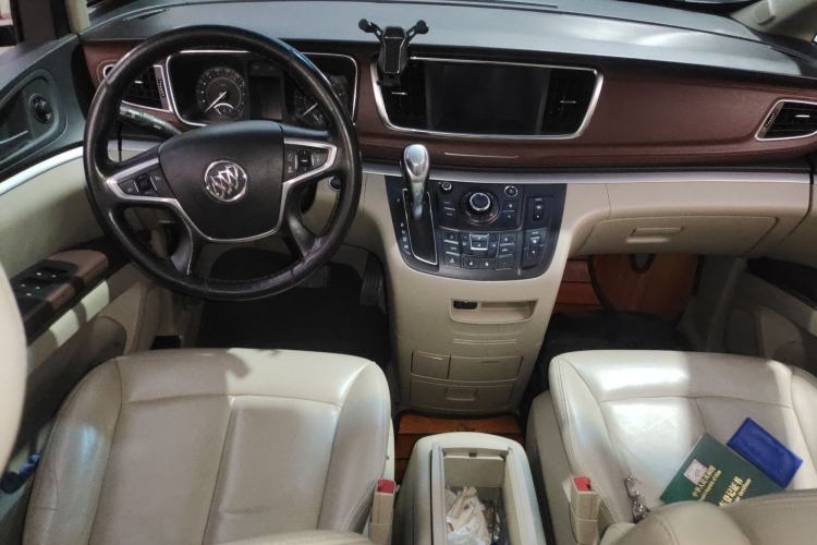 Used Buick GL8 2018 28T Luxury Model China VI Standard