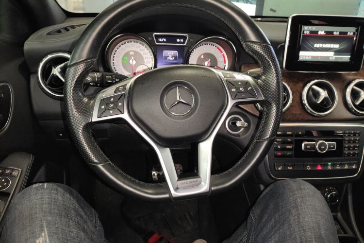 Used Mercedes-Benz GLA 2015 GLA 260 4MATIC