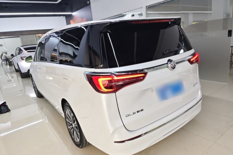 Used Buick GL8 2023 ES Lu Zun Flagship Model Exterior 2