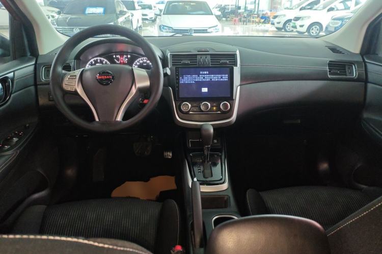 Used Nissan Tiida 2016 1.6L CVT Cool Dynamic Edition
