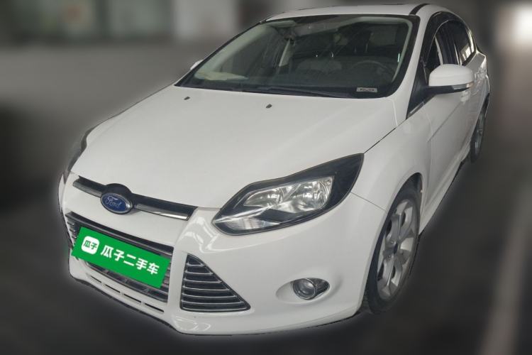 Used Ford Focus 2012 Hatchback 2.0L Automatic Luxury Sport Model