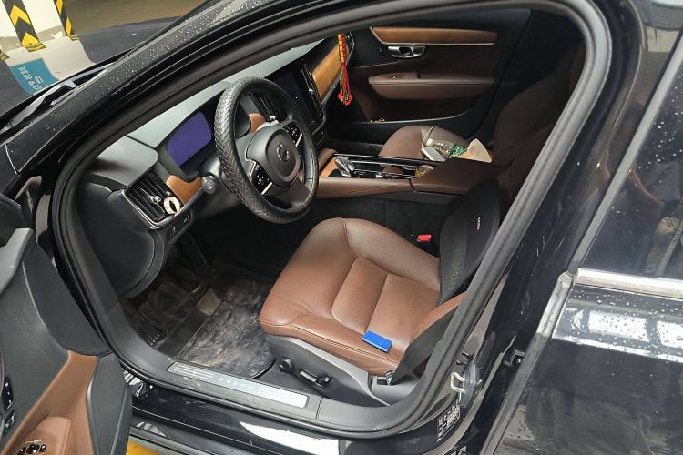 Used Volvo S90 2021 B5 Zhiyi Luxury Edition