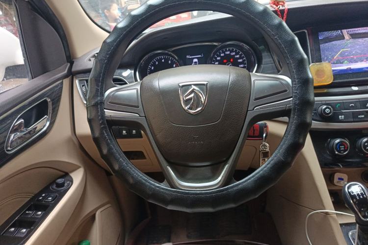 Used Baojun 730 2016 1.5L Manual Comfort Version 7 Seats China V Emission Standard