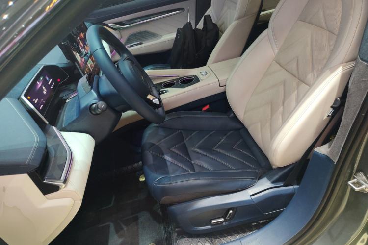 Used Zeekr 001 2021 Long-Range Dual-Motor WE Edition Left Front Seat